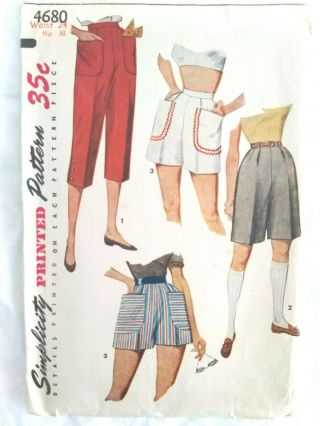 Vintage 50s Simplicity Pattern 4680 Pedal Pushers & Shorts Waist 24 " Hips 33 "