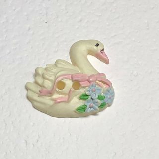 Pretty Pastel Flowers & Bow On White Swan Plastic Jhb Button