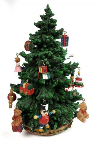 Revolving Christmas Tree Music Box Rotating Figurine Plays " Oh Christmas Tree "