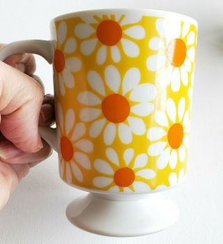 Vintage 70s Coffee Cup Mug Ceramic Yellow Orange White Daisy Floral Set Of 2