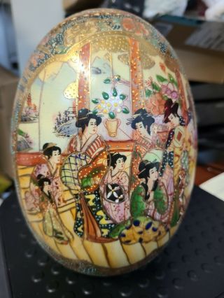 Hand Painted Chinese Satsuma Oriental Porcelain Egg Geisha 8” Tall