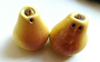 Vintage Arcadia Ceramics Pear Salt And Pepper Shakers Fruit Figurines Mini