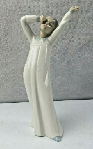 Nao By Lladro Spain Porcelain Figurine Girl