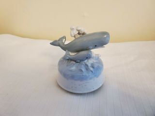 Vintage Otagiri Mother Whale And Baby Music Box Plays " Somewhere Out There "
