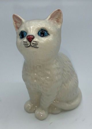 Vintage Royal Doulton White Persian Cat Kitten Figure Ceramic Sculpture 4 "