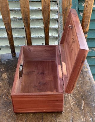 VTG LANE CEDAR CHEST Wooden Trinket / Jewelry Box Whelan’s Furniture USA EUC 3