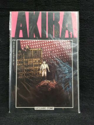 Akira Vol.  1,  No.  1 Epic Comics 1988 Katsuhiro Otomo