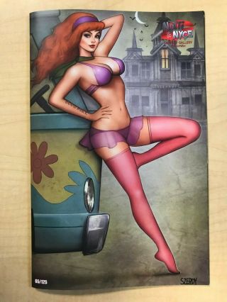 Notti & Nyce Cosplay Gallery Daphne Naughty Variant Cover Nate Szerdy Scooby Doo