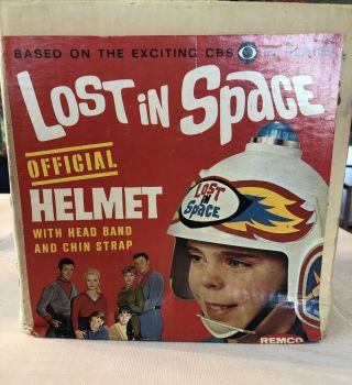 1966 Vintage Remco Lost In Space Helmet & Display Box - Irwin Allen
