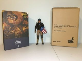 Hot Toys Captain America Rescue Uniform Version 1/6 Scale Figure 100