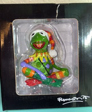 Disney Romero Britto 2012 Christmas Kermit The Frog Mini Figurine Enesco 4027901