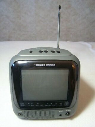 Vintage Mini Phillips Magnavox Ac/dc Compact Portable 5 Inch Color Tv W Adapter