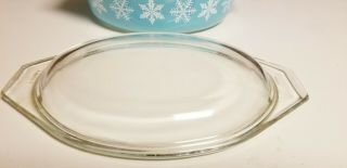 Vintage Pyrex Turquoise with White Snowflakes 1.  5 Qt.  Casserole 043 with Lid 3