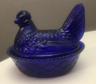 Westmoreland Cobalt Blue Hen Chicken On Nest Covered Dish 6”