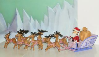 Rudolph The Red Nose Reindeer Santas Sleigh Team Memory Lane Playing Mantis