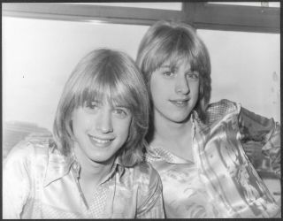 Andy And David Williams 1974 London Press Photo Williams Brothers