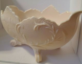 Vintage Shell Pink Milk Glass Lobmardi Bowl Jeanette Glass Footed 1950 ' s 3