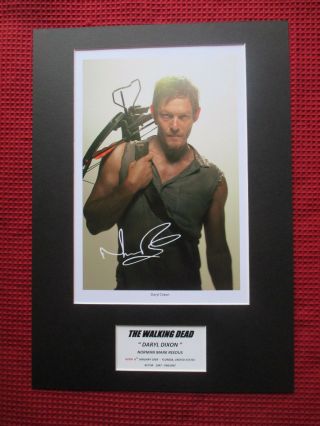 The Walking Dead " Daryl Dixon " - Norman Reedus Signed Printed A3 Mounted Photo