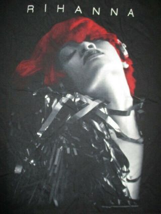 2010 Rihanna " Loud " Concert Tour (med) T - Shirt
