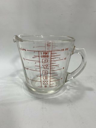 Vintage Pyrex 516 Measuring Cups D Handle,  Two Cup 16oz With Red Lettering