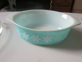 Pyrex Turquoise Snowflake Oval Casserole Dish 1 1/2 Qt 043 With Lid 2