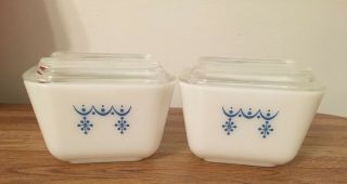 Vintage Pyrex Snowflake Blue Garland Refrigerator Dish 501b 1.  5 Cups Lids Set 2