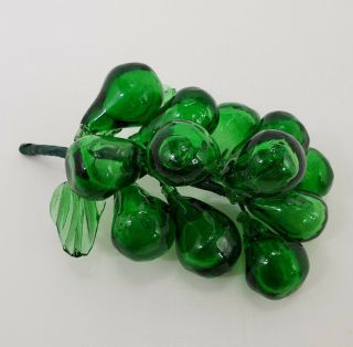 Hand Blown Art Glass Grape Cluster And Leaves Green 8 " Vintage Mcm