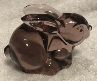 Vintage Amethyst Art Glass Bunny Rabbit Figurine Paperweight 4” X 2.  5”