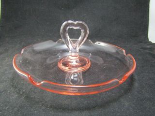 Vintage Pink Glass Mid Century Modern Valentine Heart Ladies Ashtray 6.  5” Dia