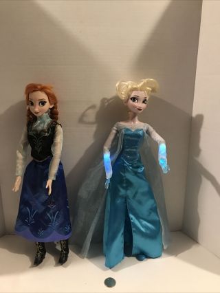 Disney Store Frozen Singing Elsa And Anna Light Up 16 Inch Doll Set Rare