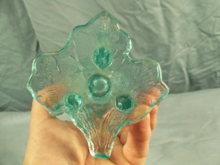 Northwood Blue Opalescent Glass GRAPEVINE CLUSTER Novelty Vase 3
