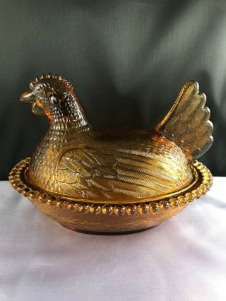 Vintage Indiana Topaz/amber Glass Hen On A Nest Dish With Lid - Beaded Base