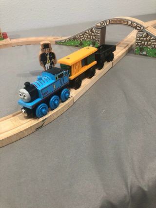 Thomas & Friends Wooden Train Conductor ' s Figure 8 Set w/ Thomas 3
