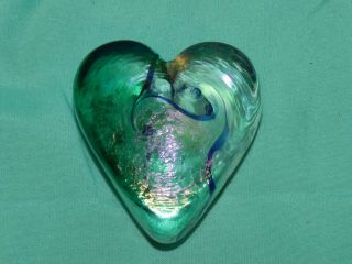Robert Held Art Glass Canada Green Blue Iridescent Heart Paperweight Signed