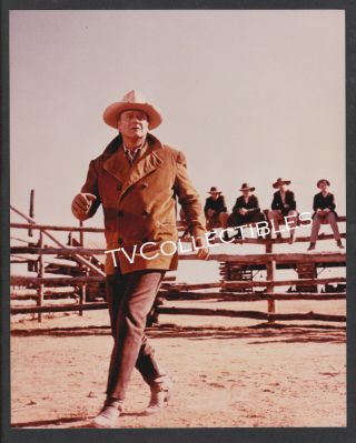 8x10 Photo Actor John Wayne And The Cowboys Boys On Fence