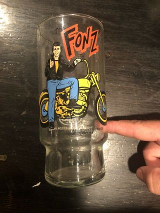 Vintage 1977 The Fonz Happy Days Pizza Hut Glass Motorcycle Dr Pepper