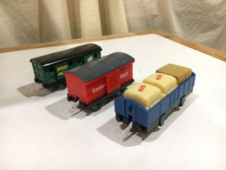 Hit Toy Thomas And Friends Trackmaster Percy’s Mail Trucks