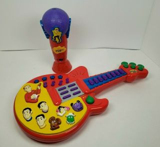 The Wiggles Play Along Musical Guitar/sing With Me Microphone Spin Masters 2003