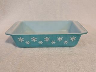 Vintage Pyrex Bakeware 575 - B 2 Qt.  Baking Dish Turquoise Snowflakes
