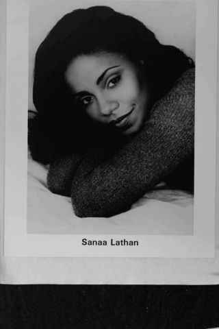 Sanaa Lathan - 8x10 Headshot Photo With Resume - Avp: Alien Vs.  Predator Rare