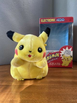 Vintage Hasbro Pokemon Electronic I Choose You Pikachu Plush Light Up Toy 1995