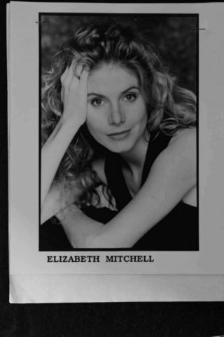 Elizabeth Mitchell - 8x10 Headshot Photo With Resume - Er