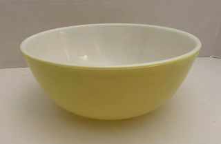 Vintage Pyrex Yellow Large 4 Quart Mixing Bowl 404 Primary Color Nesting 10.  5 "