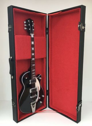 The Beatles George Harrison Duo Jet Gretch Guitar Miniature With Case (uk)