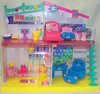 Shopkins Happy Places Happy Home With 28 Shopkins & Petkins