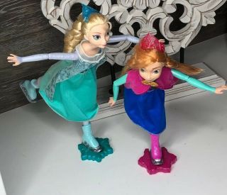 Disney Frozen Elsa & Anna Ice Skating Dolls 12 Inch Euc