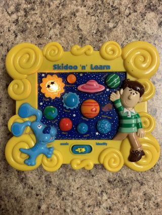 2000 Mattel Blues Clues Skidoo N Learn Solar System Planet Game Toy Learning