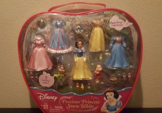 Precious Disney Fashions Snow White 2004 Rare Polly Pocket Style