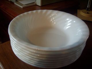 Corelle Ware Set (8) White Swirl Cereal Soup Bowls 7 1/4 Across Shape