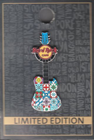 Hard Rock Cafe Pin: Porto Pattern Guitar Le200